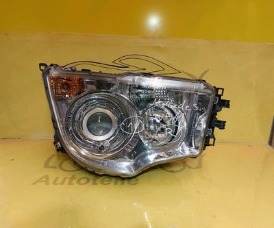 Mercedes Benz W961 Xenon Scheinwerfer rechts A9618207961