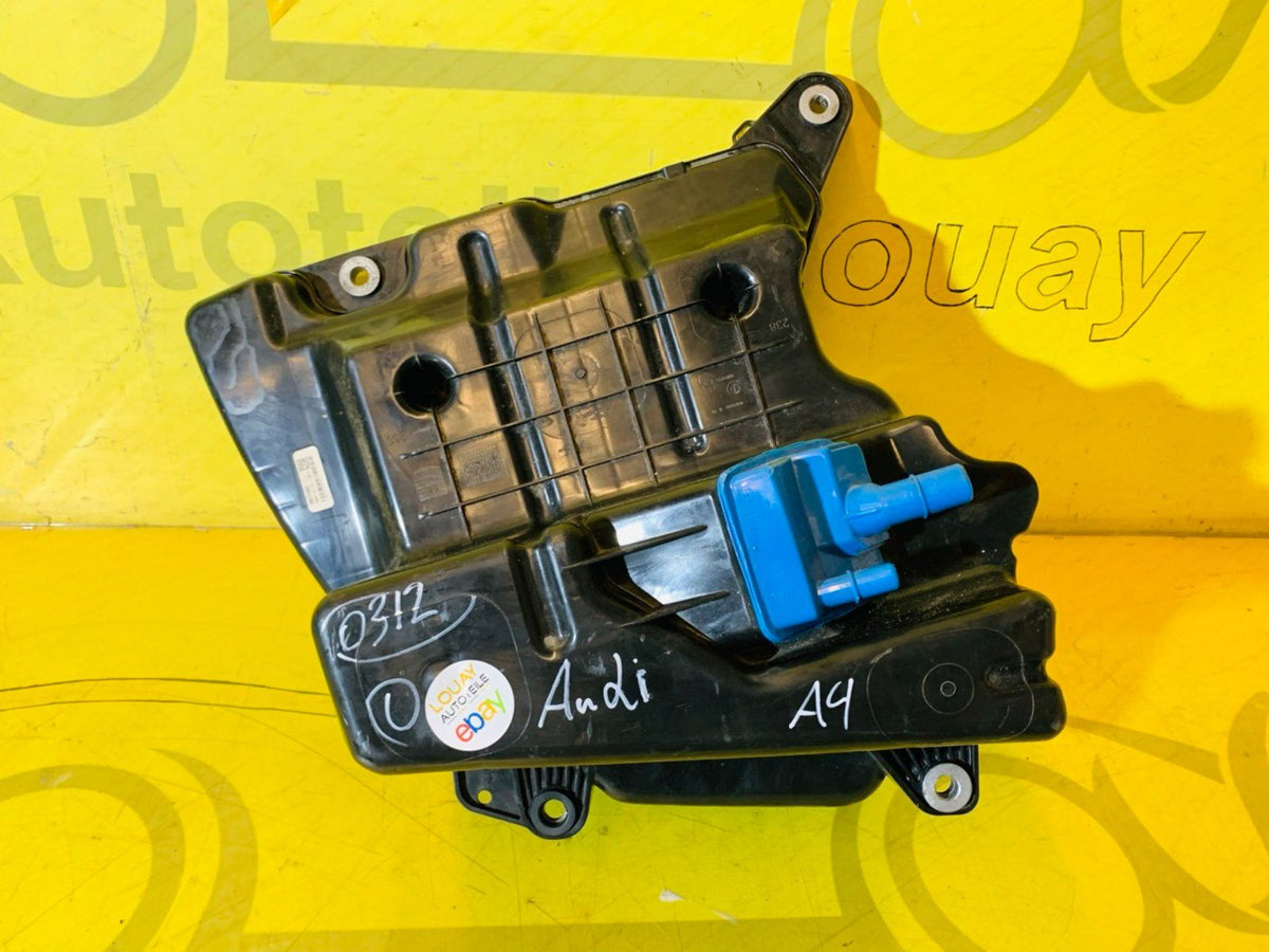 Audi A5 Adblue Tank mit Pumpe 8W0131969M 8W0131878BS