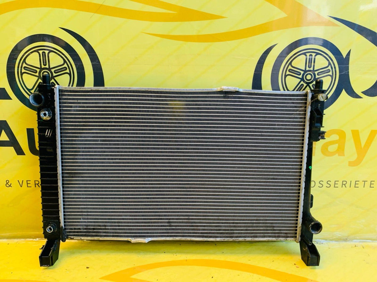 Audi A3 S3 8V Wasserkühler Original 2002039