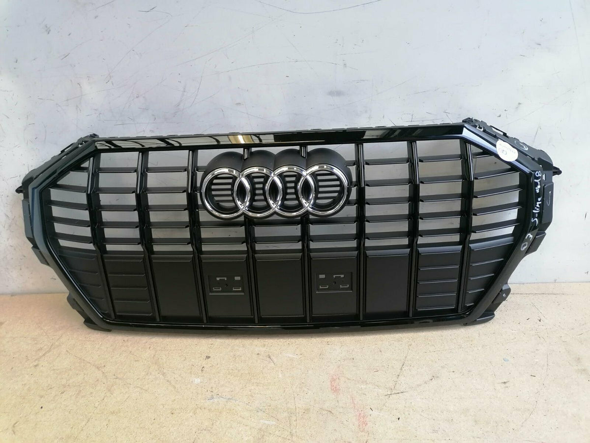 Audi Q3 83A S-Line Kühlergrill ab 2018 Original 83A853651E