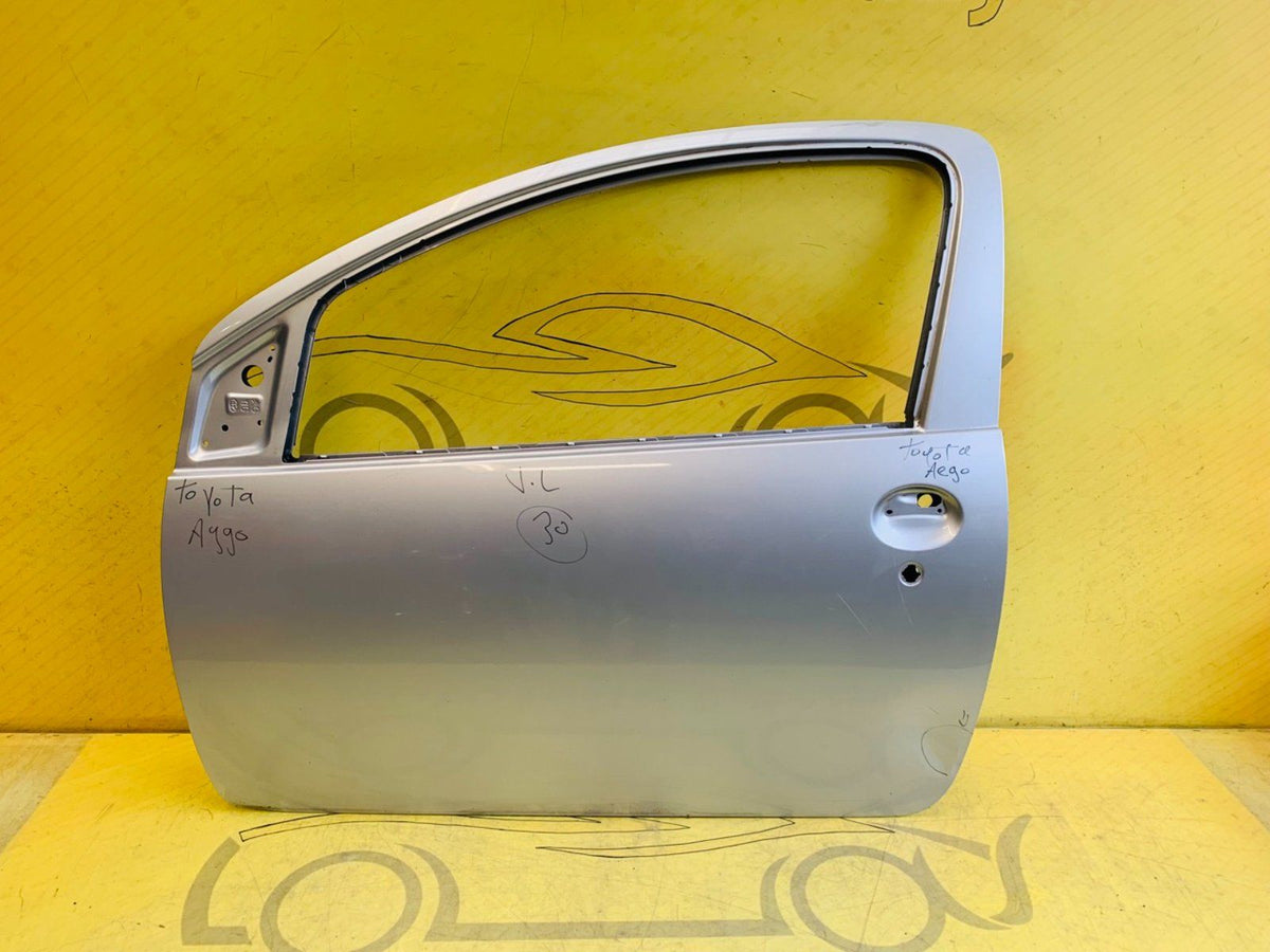 Toyota Aygo Tür links Original