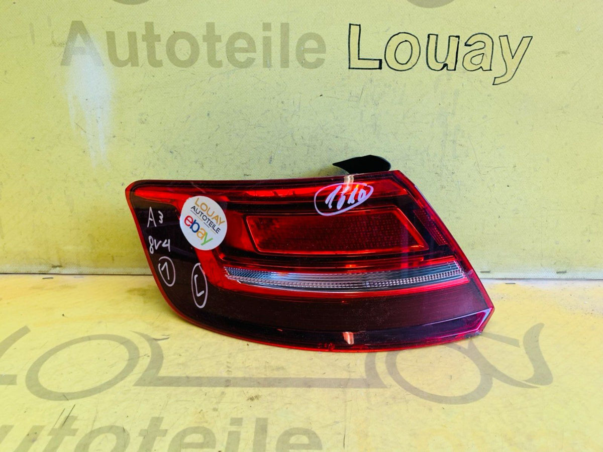 Audi A3 Sportback 8V LED Rückleuchte links Original 8V4945069