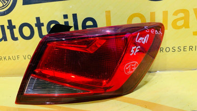 Seat Leon 5F Rückleuchte rechts Original 5F0945096