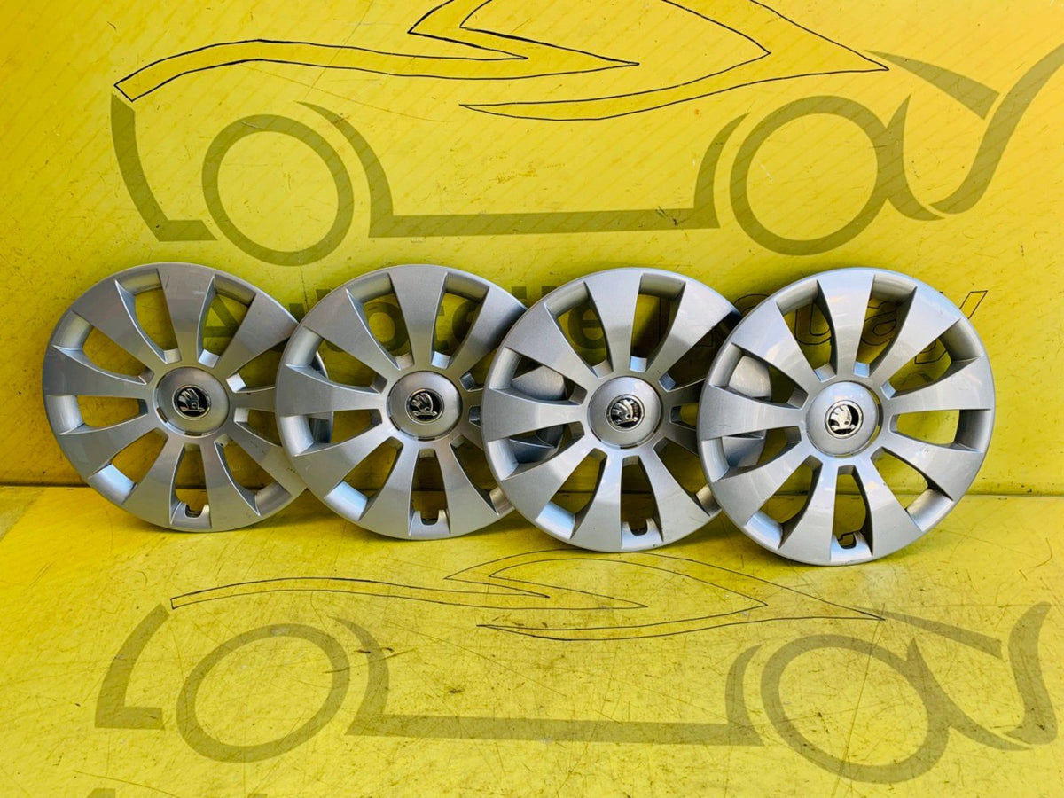 Skoda Superb 3 Radkappen 16 Zoll Original 4 Stück 3V0601147