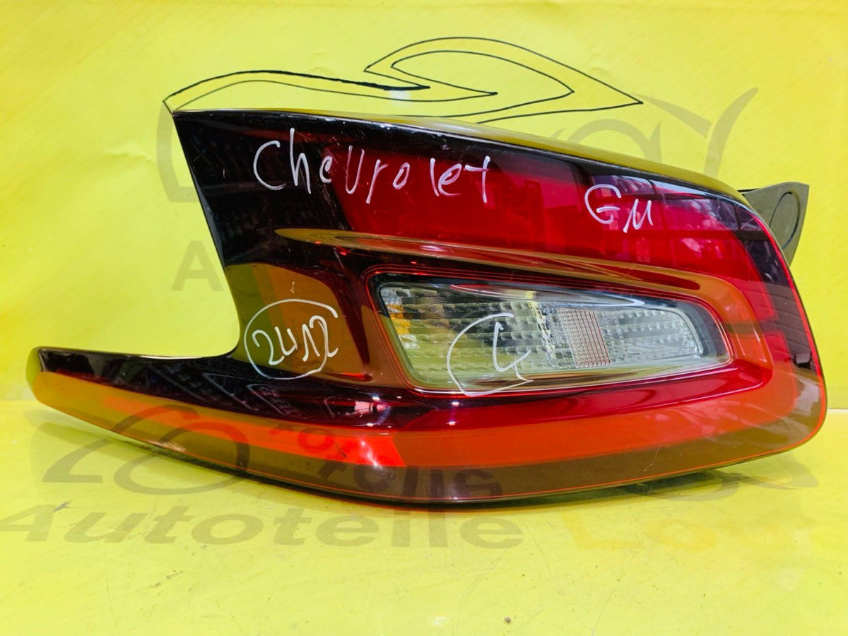 Chevrolet Trax Rückleuchte links Original 42855080