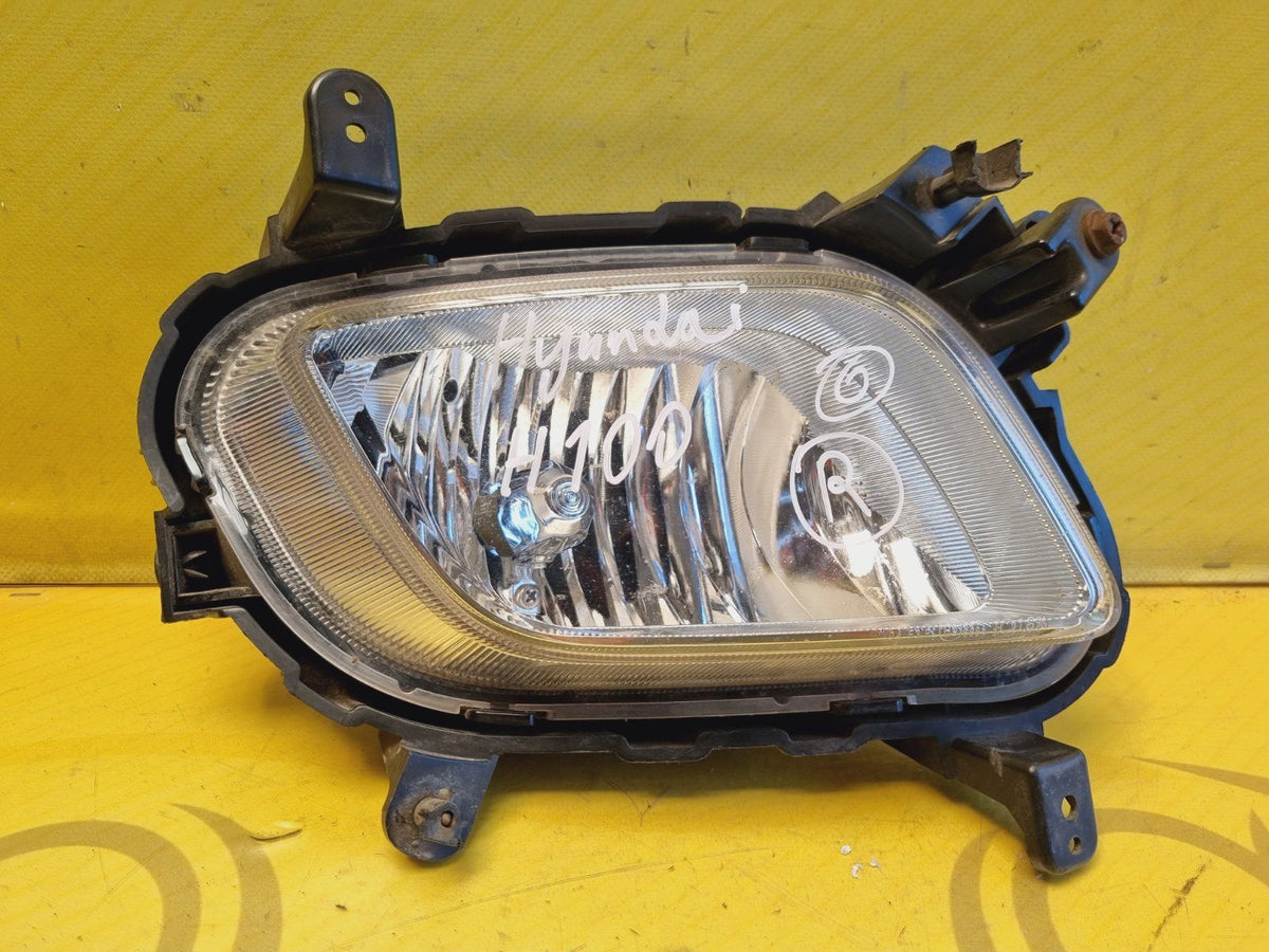 Hyundai i800 Nebenscheinwerfer rechts Original 92202-4H100