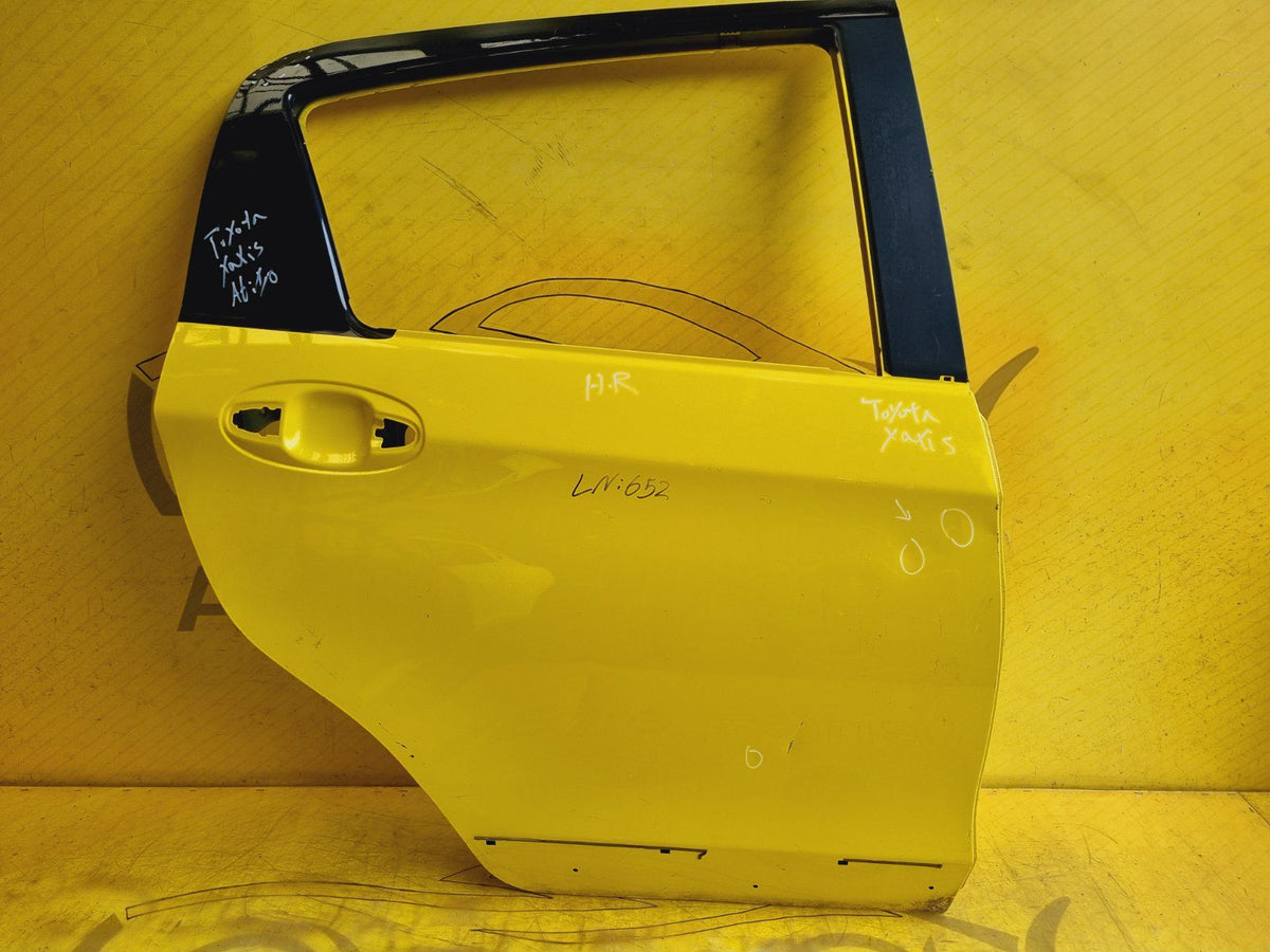 Toyota Yaris Tür hinten rechts 2010-2019 Original