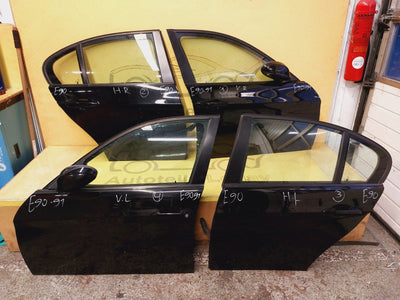 BMW 3er E90 Türen Komplett Tür Nur  vorne + hinten  (Rechts)