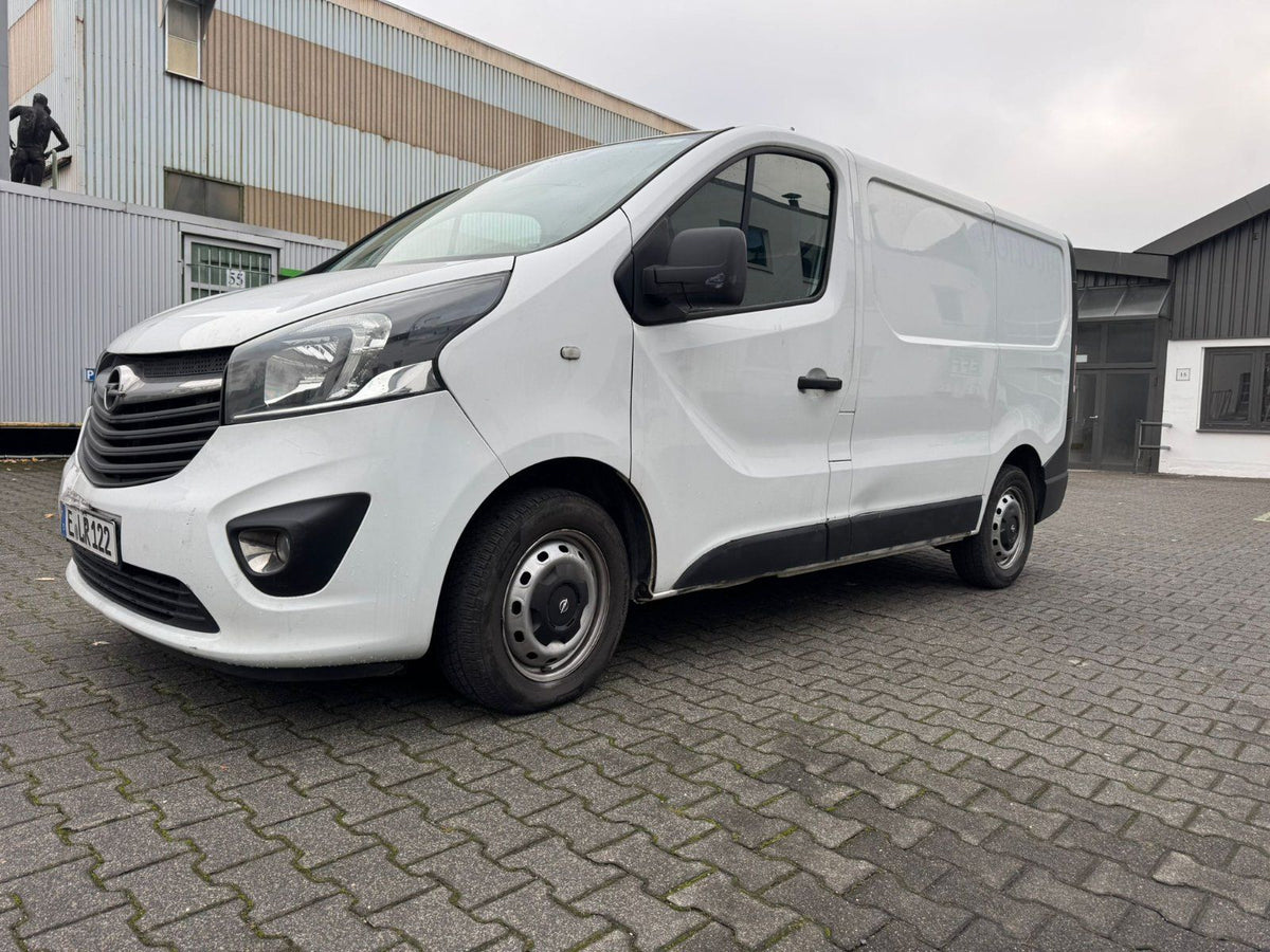 Opel Vivaro 2015 – Stark, sparsam und bereit für die Arbeit