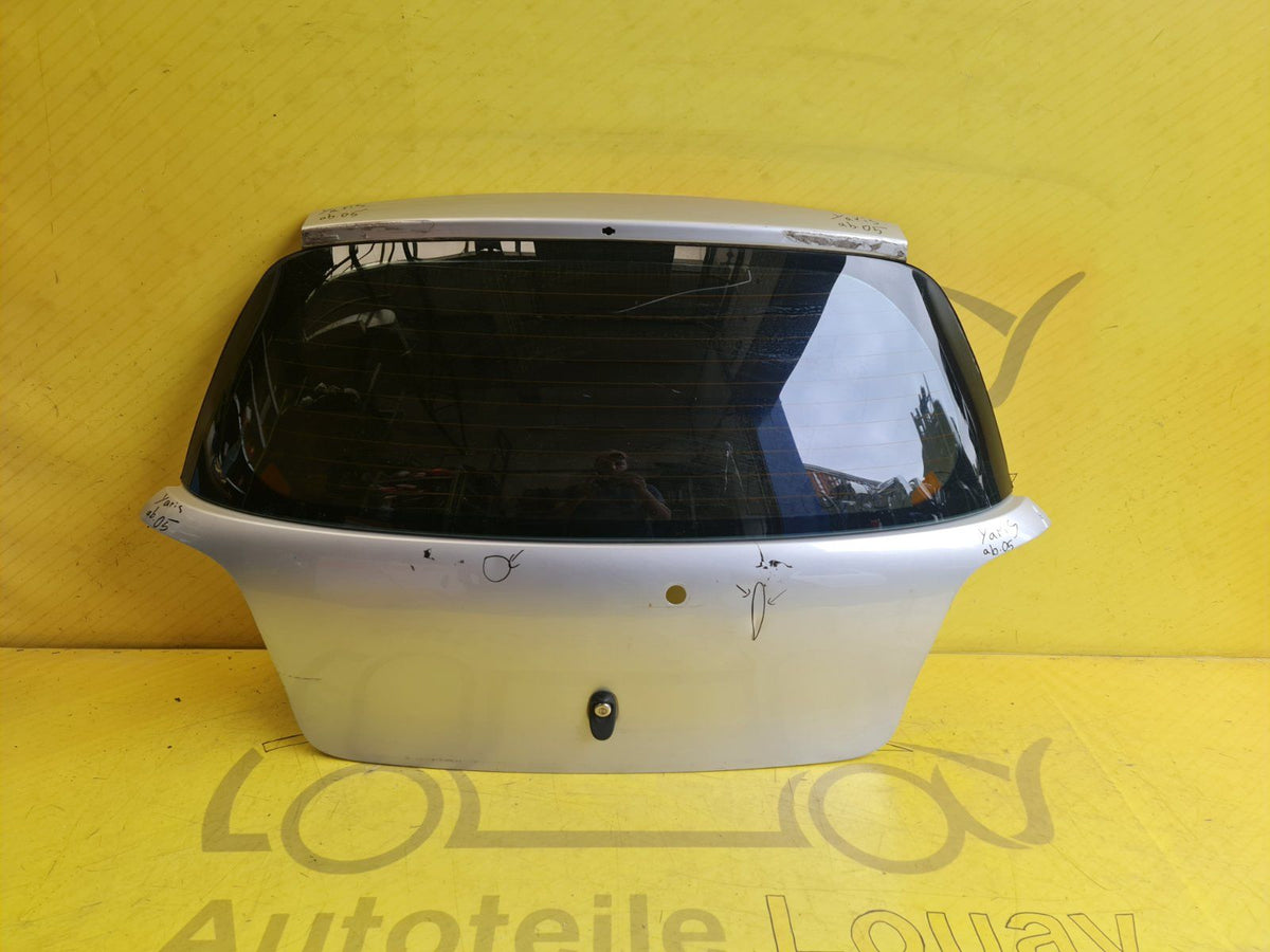 Toyota Yaris Heckklappe Original 6700552012